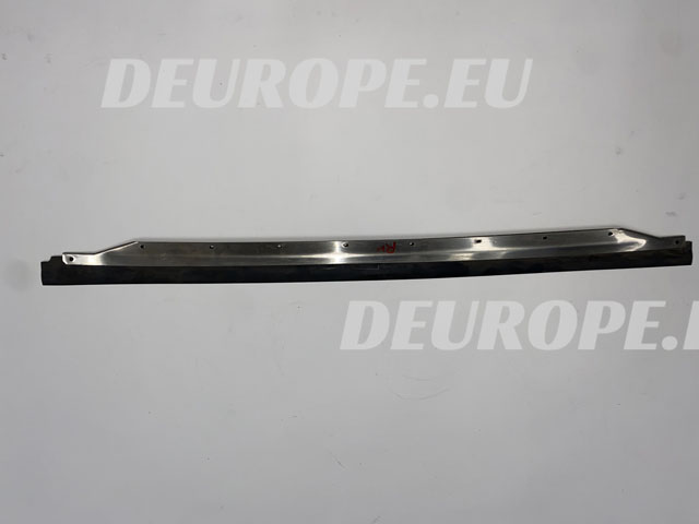 TOP DOOR SEAL WITH STAINLESS STRIP